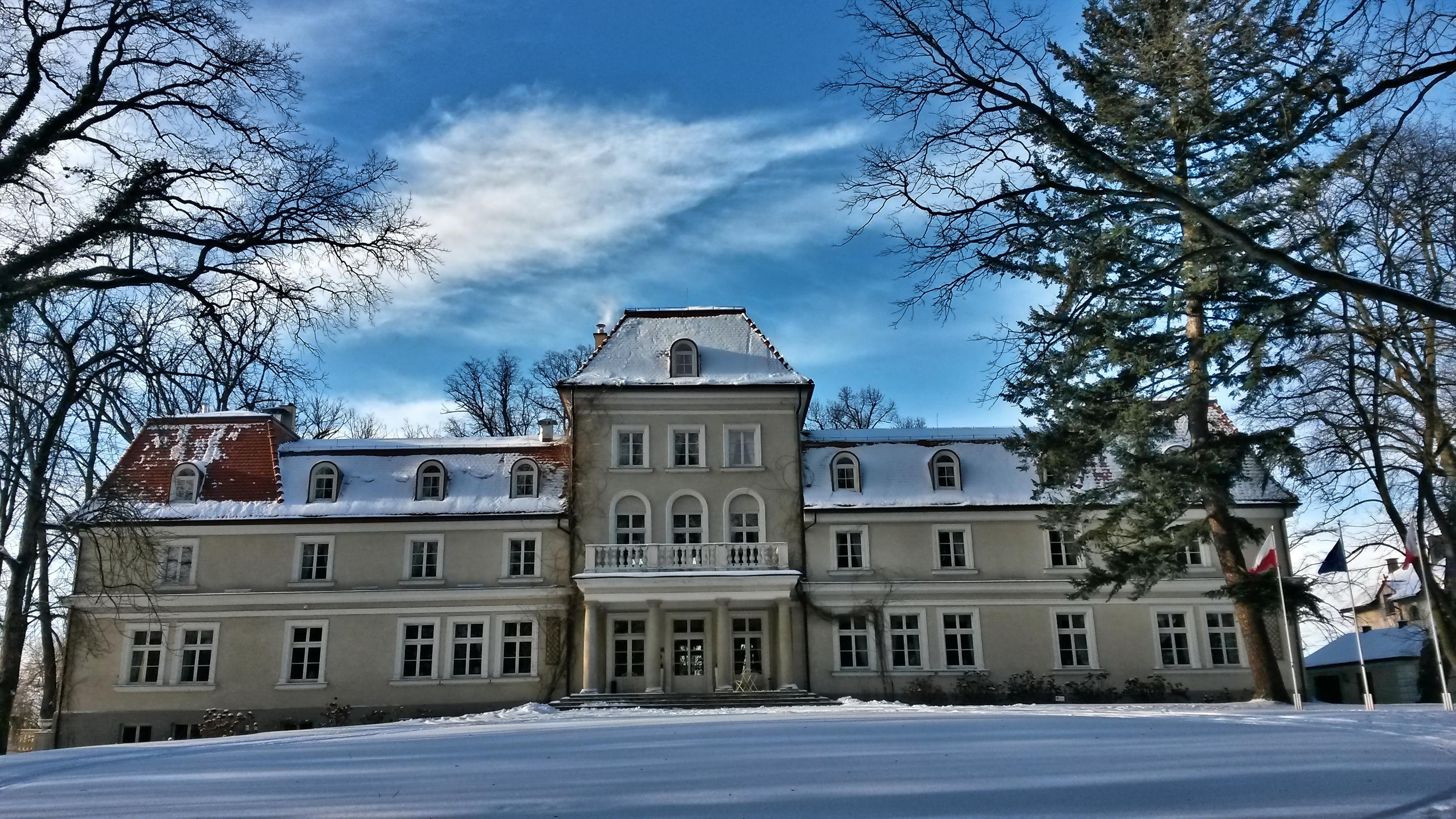 Dwór Sieraków Hotel Exterior foto